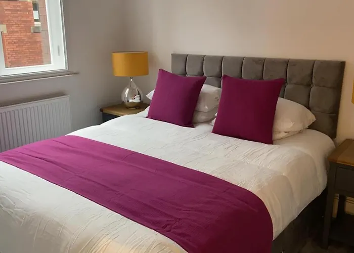 5 4 Bedrooms, Sleeps X 15 Hébergement de vacances *